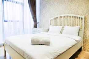 Minimalist New Furnish 2BR L'avenue Apartment near Tebet By Travelio